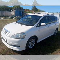 Toyota Ipsum 2.4 AT, 2001, 260 000 км, с пробегом, цена 880 000 руб.