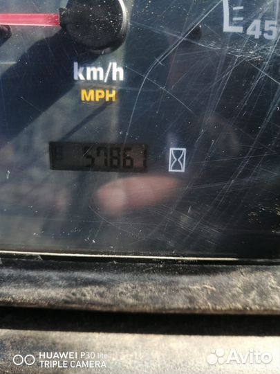 Экскаватор-погрузчик Terex TLB825, 2017