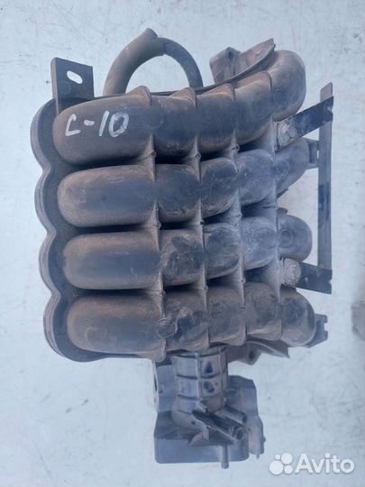 Колектор Впускной Kia Rio 2,Mazda 323,Тагаз с10