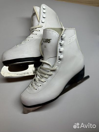 Коньки фигурные Atemi 35