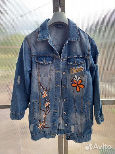 Джинсовая куртка женская