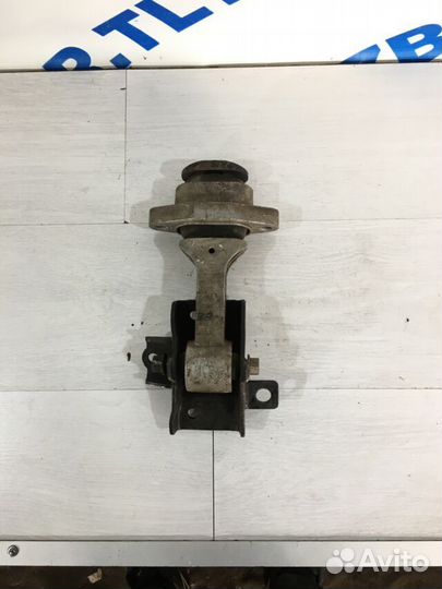 Опора двигателя нижняя KIA RIO 3 1.4 ат седан