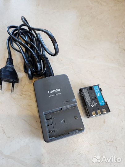 Фотоаппарат Canon EOS 400D Kit