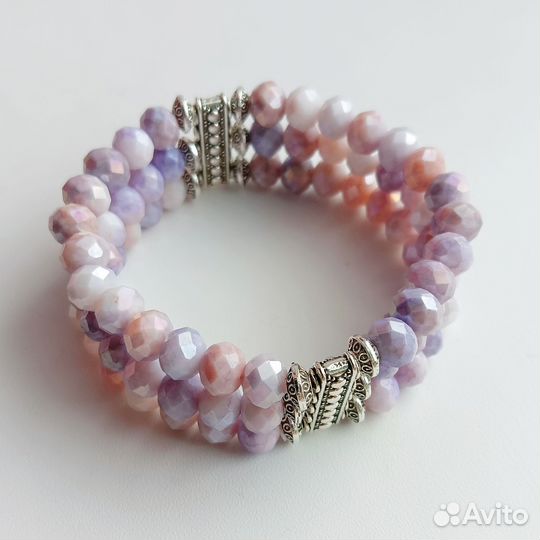 Браслет на эластичной нити