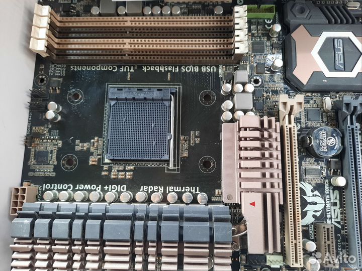 Материнская плата с процессором