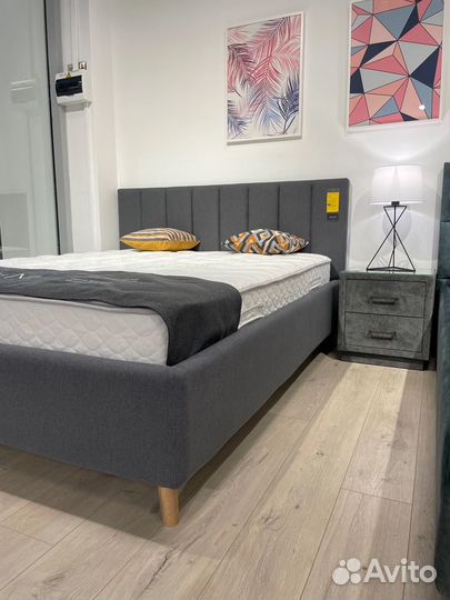 Кровать двухспальная