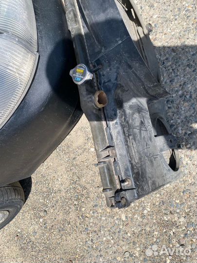 Радиатор охлаждения Toyota Chaser X90