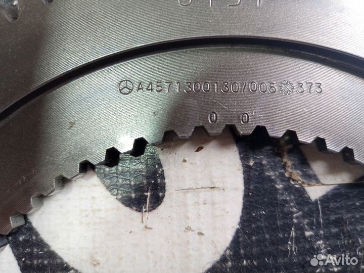 Шестерня распредвала OM457 Mercedes Мерседес