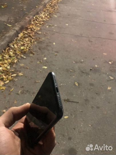iPhone 8, 128 ГБ