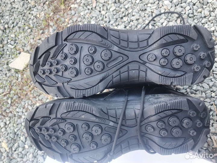 Ботинки с высоким берцем 44