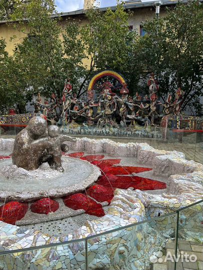 Индивидуальные экскурсии по парадным и дворам