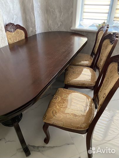 Стол со стульями бу