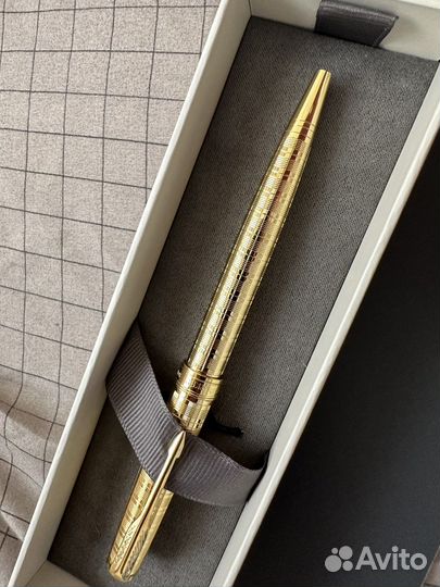 Шариковая ручка parker