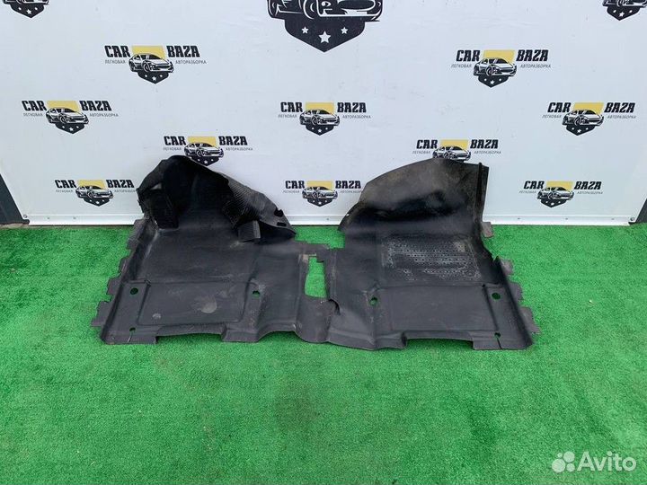 Покрытие напольное (резиновое) Volkswagen Caddy