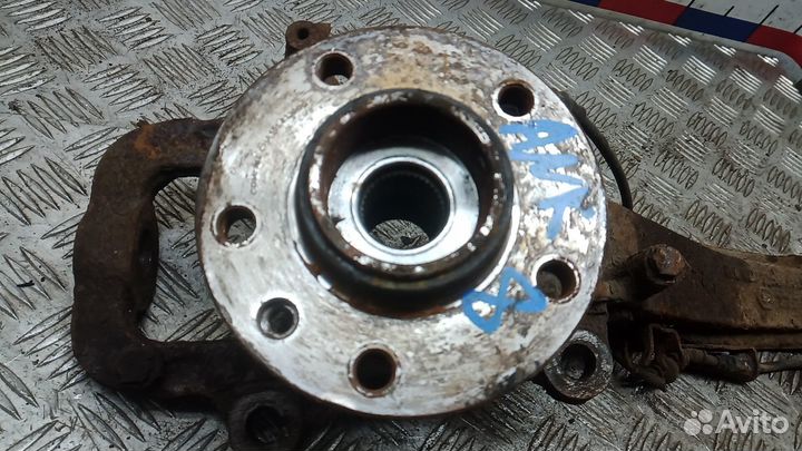 Ступица передняя правая volkswagen touareg 7L 2004