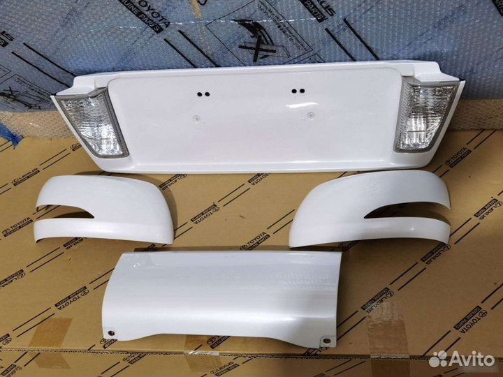 Накладка номера задняя Lexus Lx 450