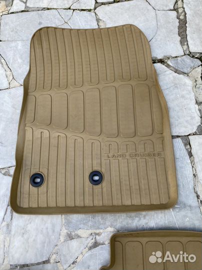 Автомобильные коврики Land Cruiser 200