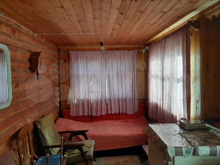 Дача 30 м² на участке 10 сот.