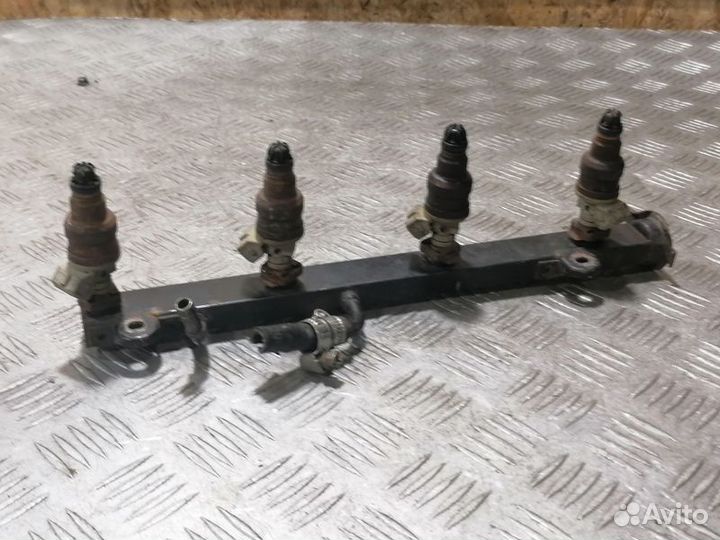 Рейка топливная рампа Bmw 3 e36 1991-1998