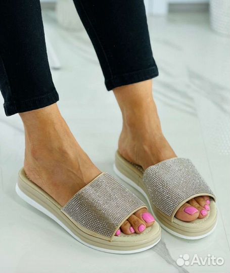 Босоножки,шлёпки