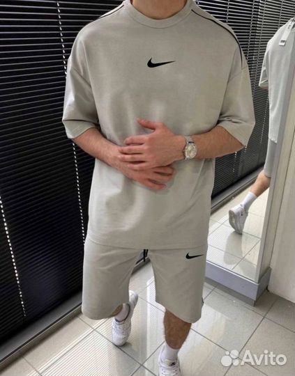 Костюм шорты и футболка nike