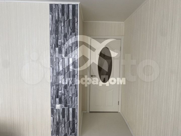 2-к. квартира, 65 м², 1/11 эт.