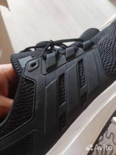 Кроссовки adidas 45