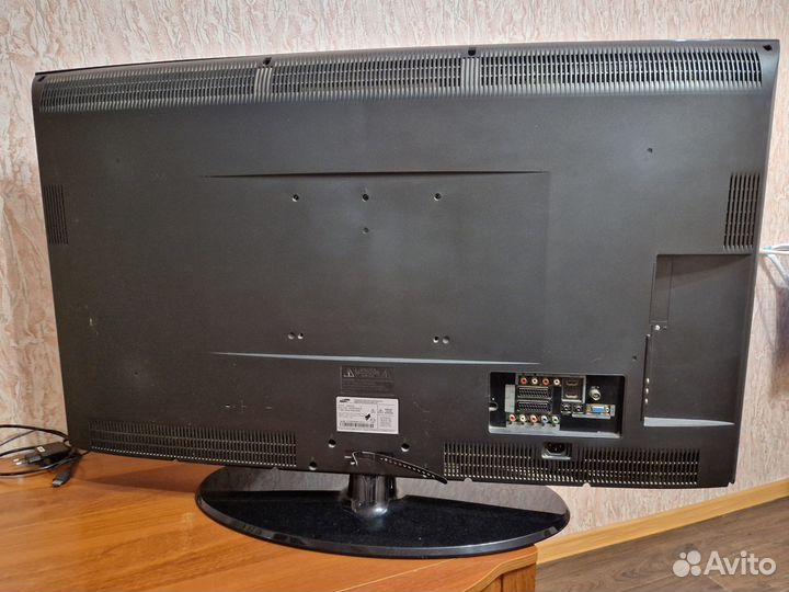 Телевизор на запчасти