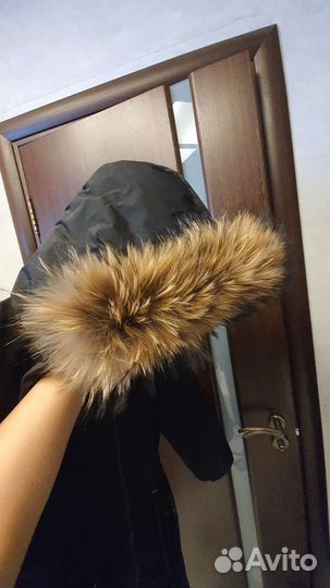 Парка женская с натуральным мехом размер 44-46