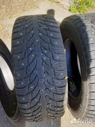 Nokian Tyres Hakkapeliitta 9 SUV 265/60 R18 114T