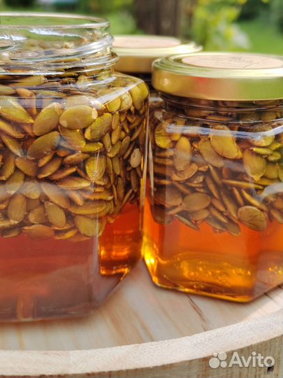 Мед с орехами