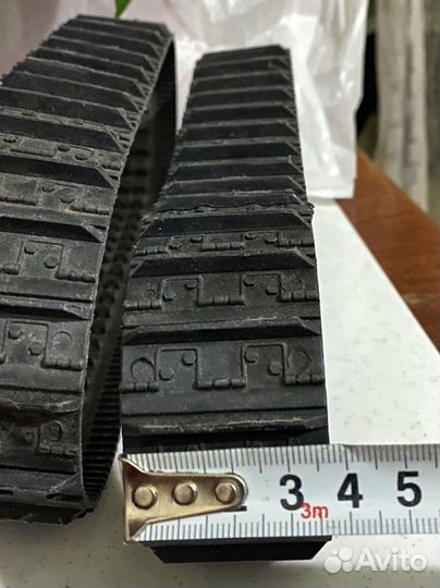 Гусеницы (игрушечного трактора)