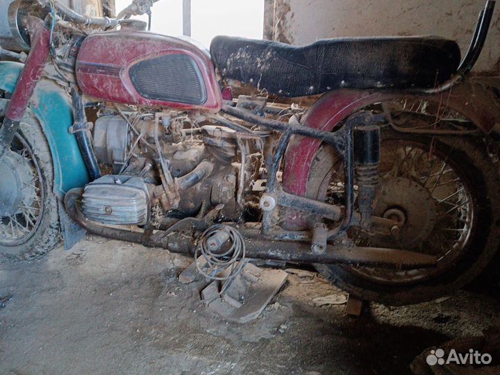 Мотоцикл днепр