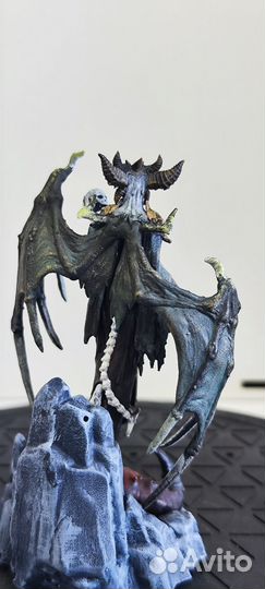 Фигурка Лилит из игры Diablo 4