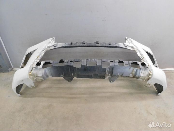 Бампер передний Lexus LX570