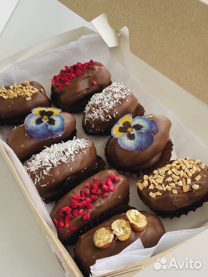 Финики в шоколаде