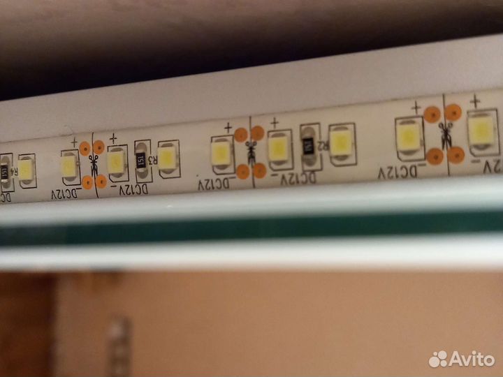 Зеркало с подсветкой с дефектами 142х150