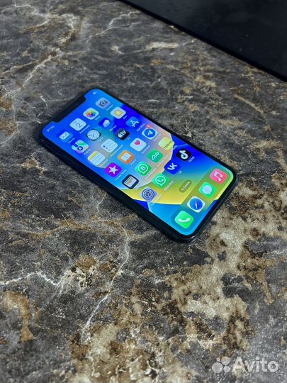iPhone 11 Pro, 64 ГБ