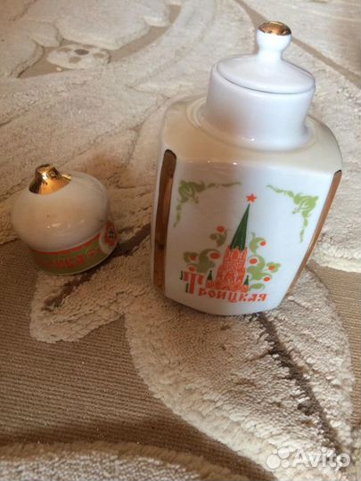 Чайница СССР, Башни Кремля