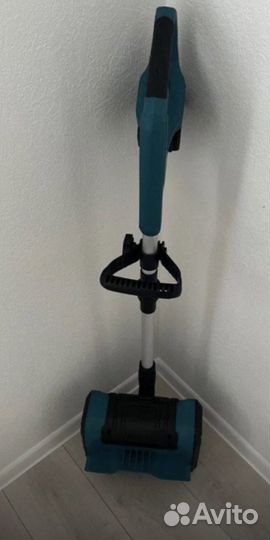 Снегоуборщик аккумуляторный лопата