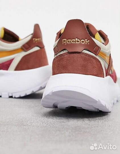 Reebok Classic Legacy Boulder Brown