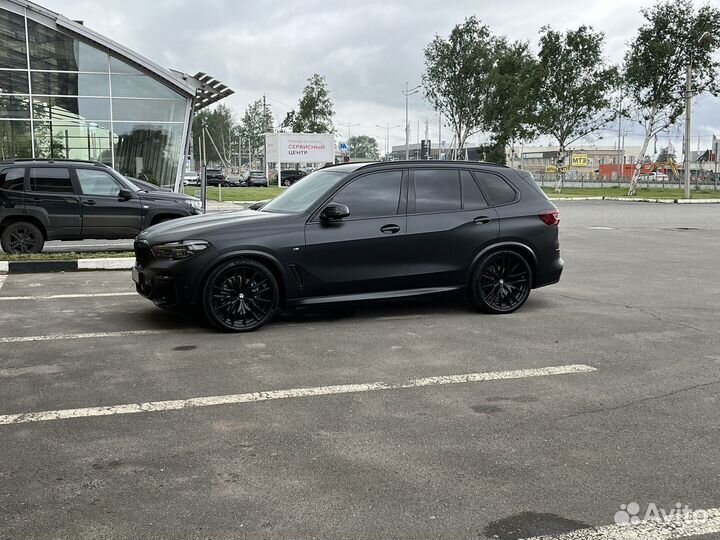 BMW X5 3.0 AT, 2023, 9 000 км