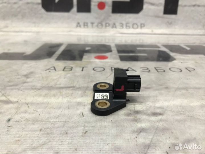 Датчик удара передний левый Infiniti Fx35 S51 3.5