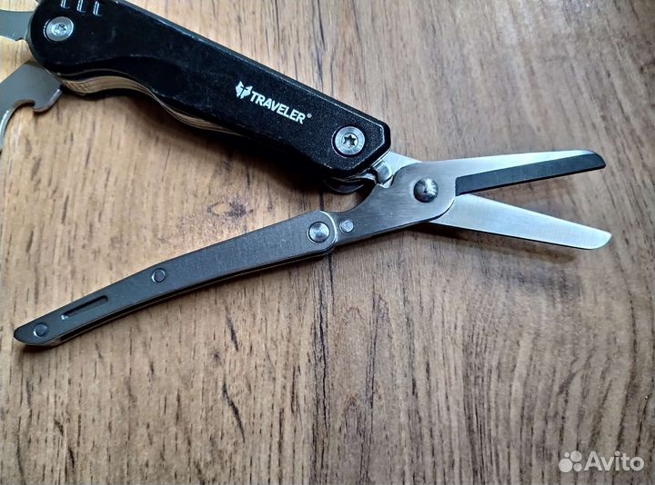 Мультитул traveler
