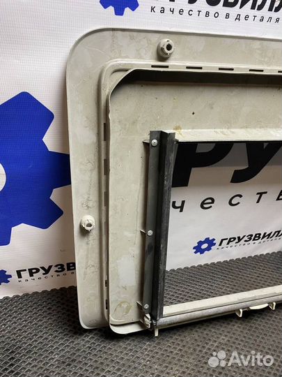 Накладка крышки люка Volvo FH4 20379765