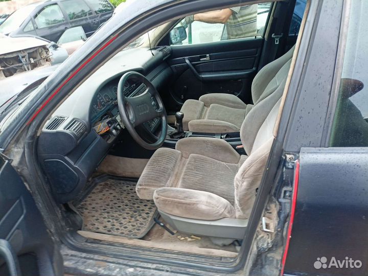 Разбор на запчасти Audi 100