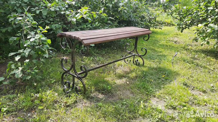 Лавочка садовая