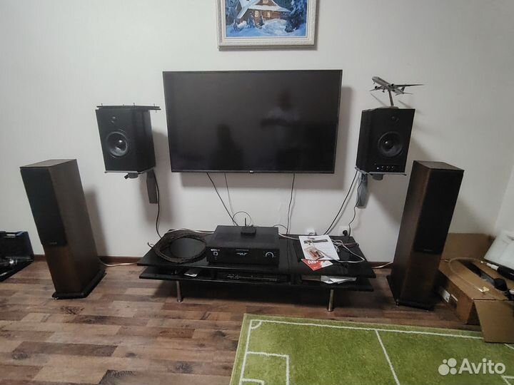 Напольные акустические колонки HiFi