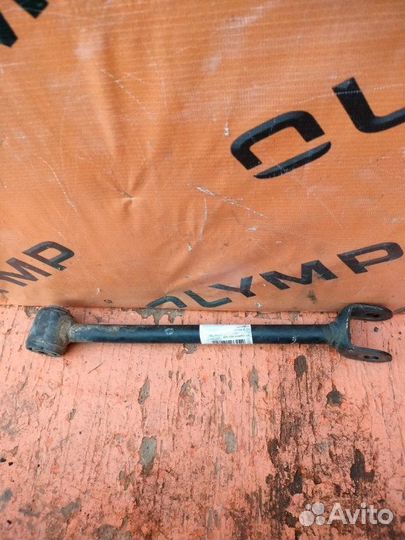 Тяга подвески задняя правая Toyota Harrier GSU35