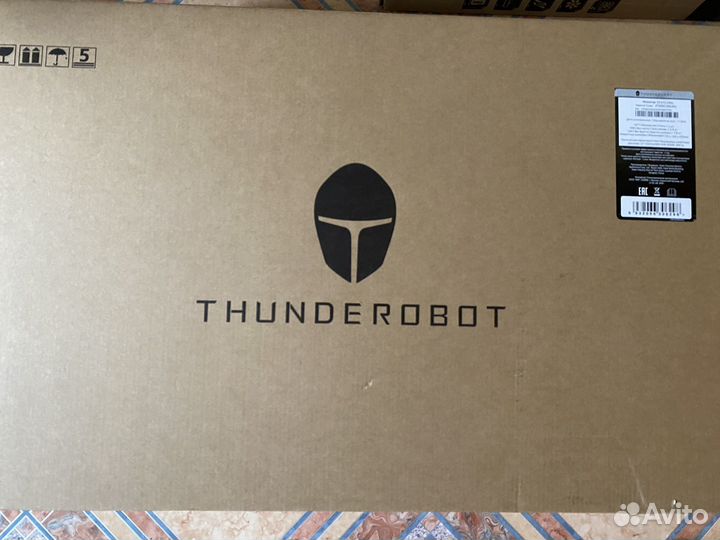 Монитор thunderobot 240 герц